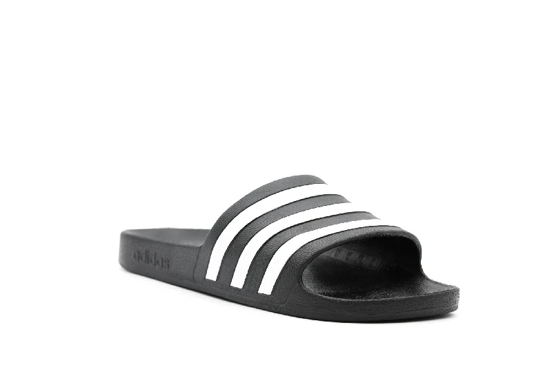 Men's sandals with a flexible sole for easy movement Men's sandals with a flexible sole for easy movement Adidas Adilette Aqua Slides
