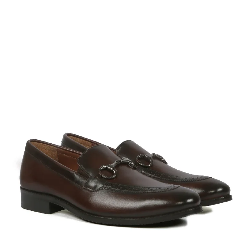 Men's loafers with a moc - toe design Men's loafers with a moc - toe design Contrasting Leather Loafers in Dark Brown Color