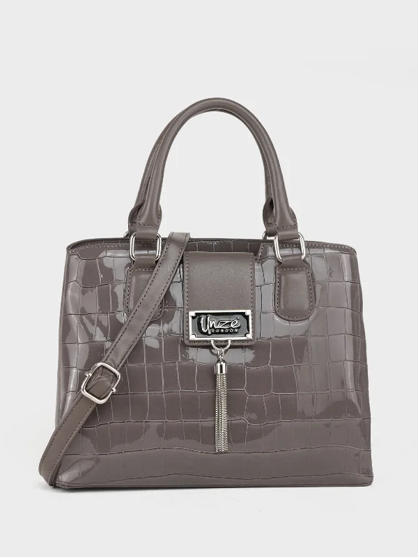 Men's sandals with a decorative buckle or charm Men's sandals with a decorative buckle or charm Women "HARPER" Stylish Shoulder Bags