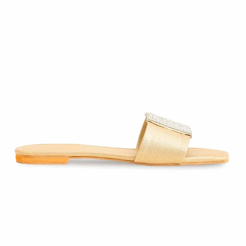 Men's slippers in a warm color like red or brown Golden Fancy Slipper FN0796