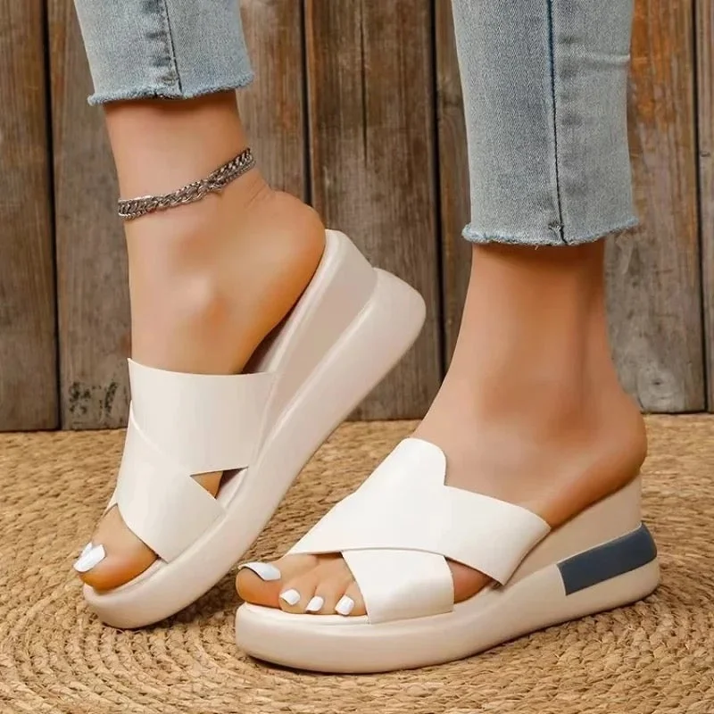 Leather men's slippers with a mule style Camisia wedge 609