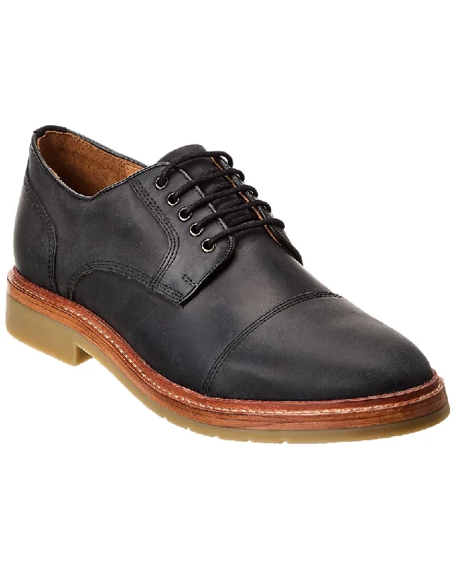 Men's loafers with a smooth leather finish Men's loafers with a smooth leather finish Warfield & Grand Gwin Leather Loafer