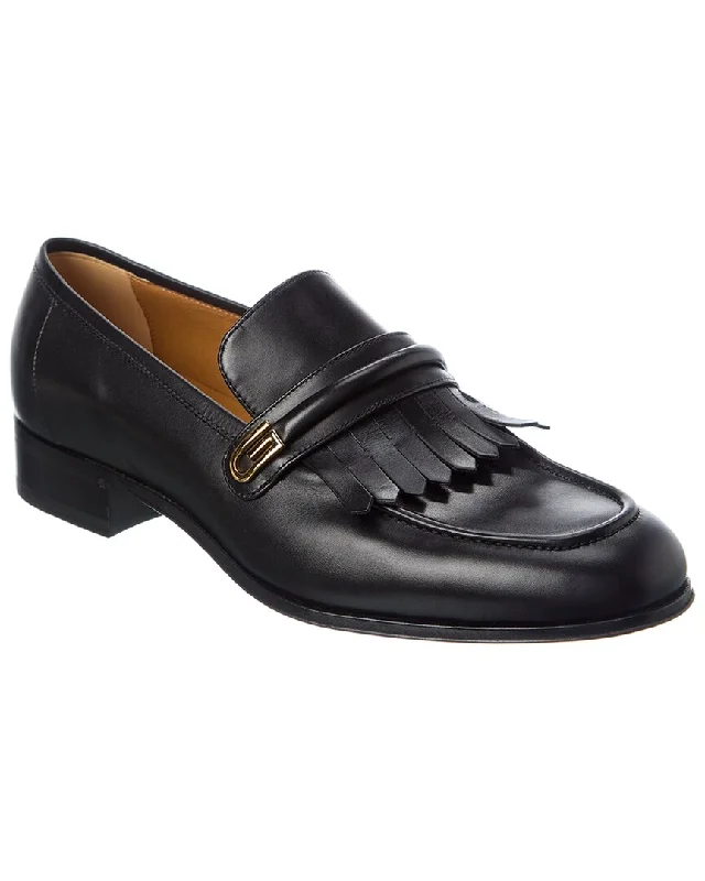 Men's loafers with a moc - toe design Men's loafers with a moc - toe design Gucci Leather Loafer
