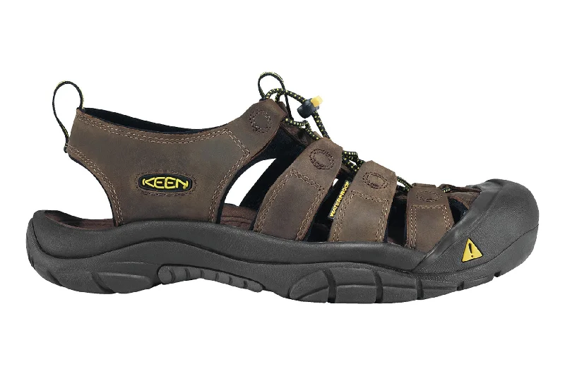 Flip - flop style men's sandals for beach wear Flip - flop style men's sandals for beach wear Newport