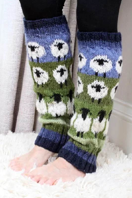 Men's slippers in a warm color like red or brown FLOCK OF SHEEP LEGWARMER
