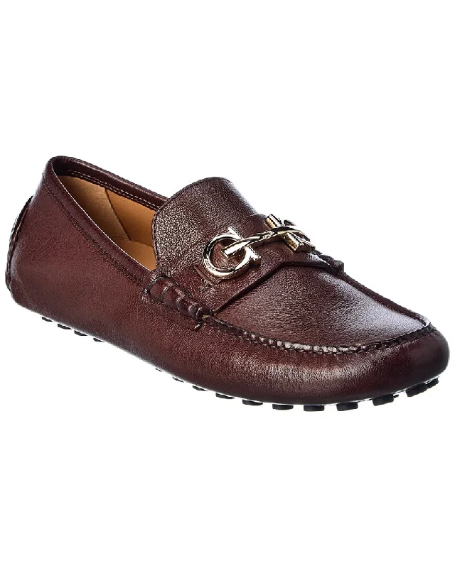 Men's loafers with a pointed toe for a stylish appearance Men's loafers with a pointed toe for a stylish appearance Ferragamo Grazioso Leather Loafer