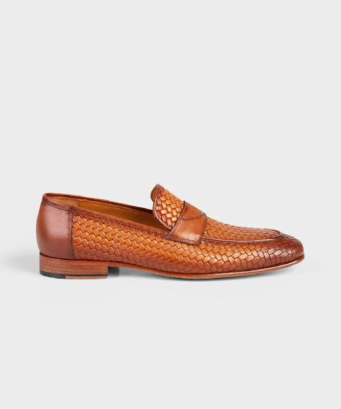 Men's loafers with a perforated leather upper for ventilation Men's loafers with a perforated leather upper for ventilation Woven Loafers