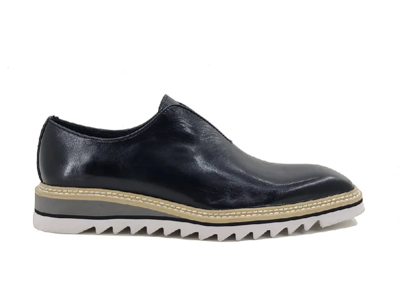 Men's loafers with a perforated leather upper for ventilation Men's loafers with a perforated leather upper for ventilation Carrucci KS550-08 Laceless Loafer with Contrast Color Sole - Black