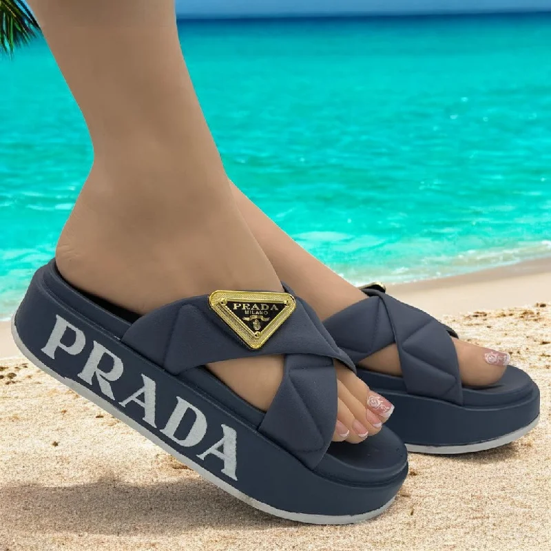 Men's slippers with a padded footbed for all - day comfort Cross Alphanta slipper