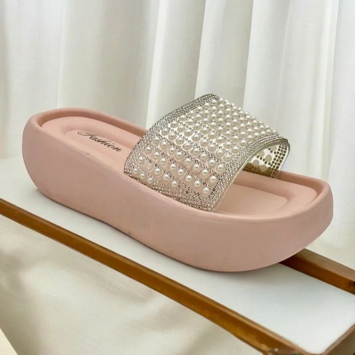 Men's slippers with a decorative pom - pom or tassel pearl wedge slipper