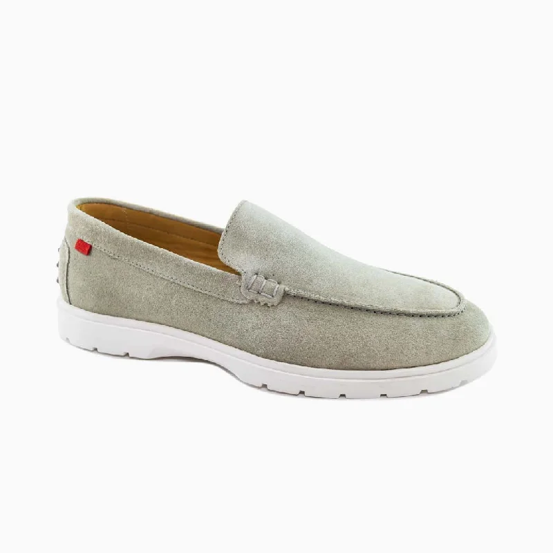 Men's loafers with a smooth leather finish Men's loafers with a smooth leather finish Brook St, Men