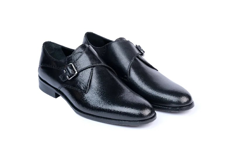 Men's formal shoes with a contrast stitching detail Men's formal shoes with a contrast stitching detail Burton Monk Strap