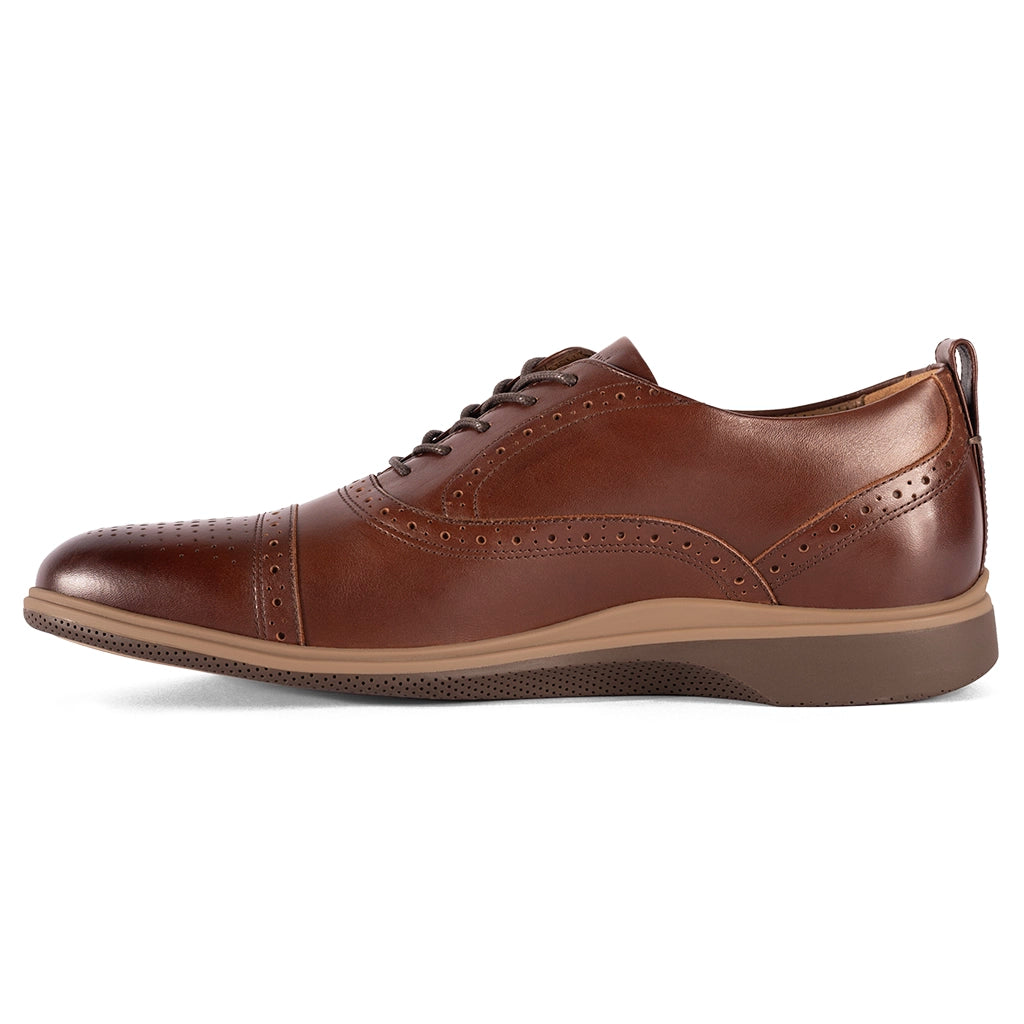 Men's leather formal Oxford shoes with a cap toe Men's leather formal Oxford shoes with a cap toe The Cap-Toe (Chestnut)