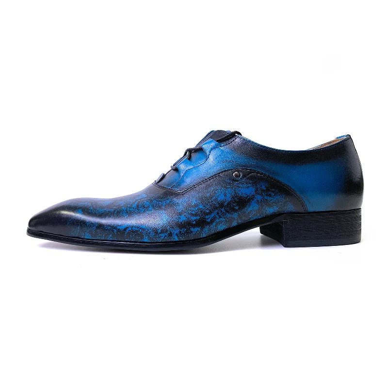 Men's formal shoes with a wingtip design Men's formal shoes with a wingtip design Azzurino - Blue Lace Up Oxford Dress Shoes  Hand Polished Leather