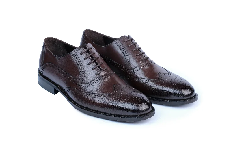 Men's formal shoes with a polished shine Men's formal shoes with a polished shine Limya Wingtip Oxford Dress Shoes