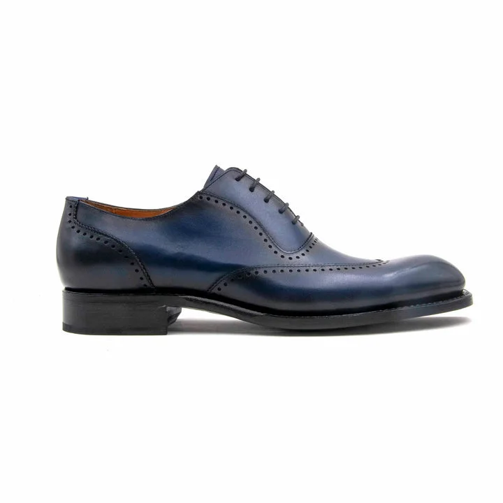 Men's formal shoes with a polished shine Men's formal shoes with a polished shine Charlton Lace Up Shoes - Navy