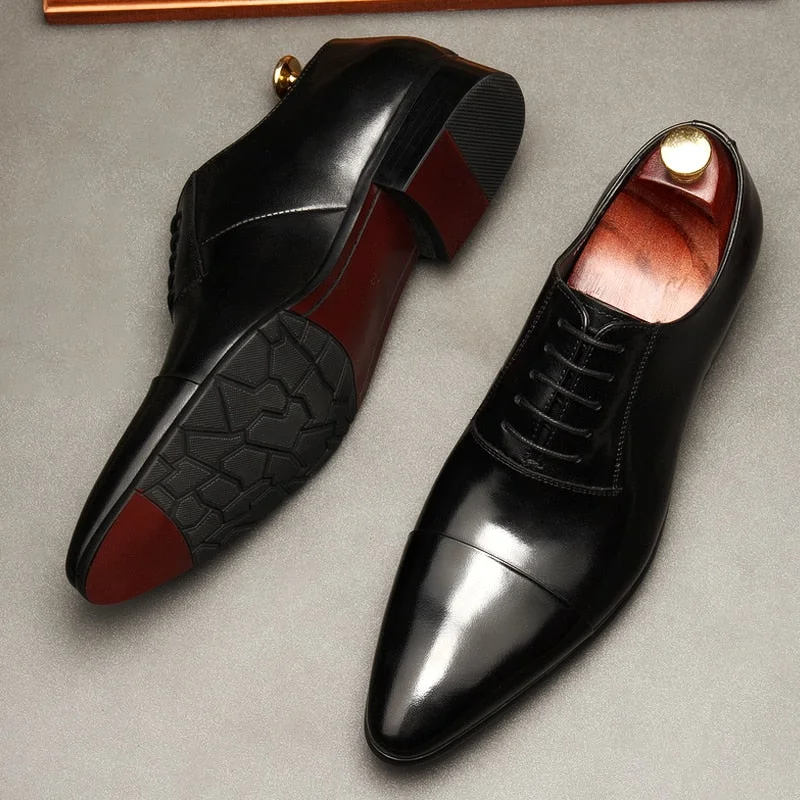 Men's formal shoes with a polished shine Men's formal shoes with a polished shine Adigano - Red bottom sole Leather Oxford Shoes For Men