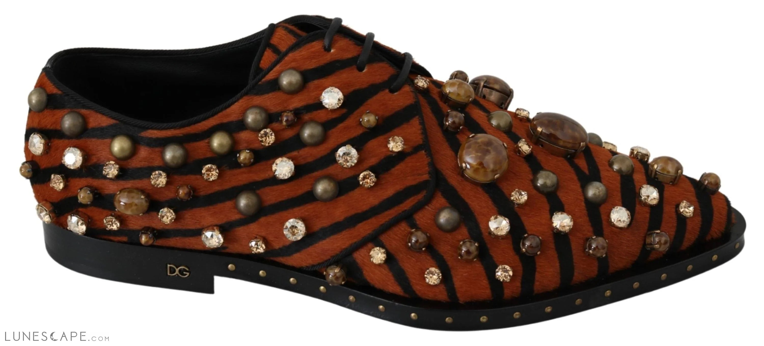 Men's leather formal Oxford shoes with a cap toe Men's leather formal Oxford shoes with a cap toe Dolce & Gabbana Tiger Pattern Crystal Embellished Flats