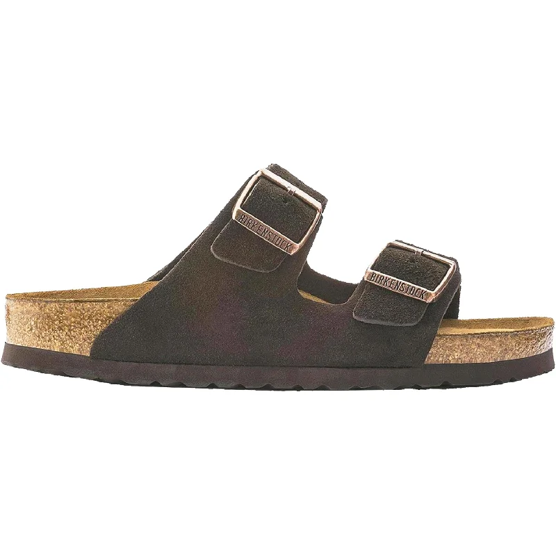 Men's sandals with a perforated leather upper for ventilationUnisex Birkenstock Arizona Soft Footbed Mocha Suede