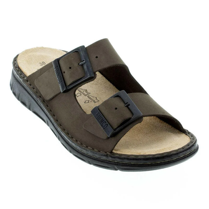 Men's sandals with a perforated leather upper for ventilationFinn Comfort Cayman