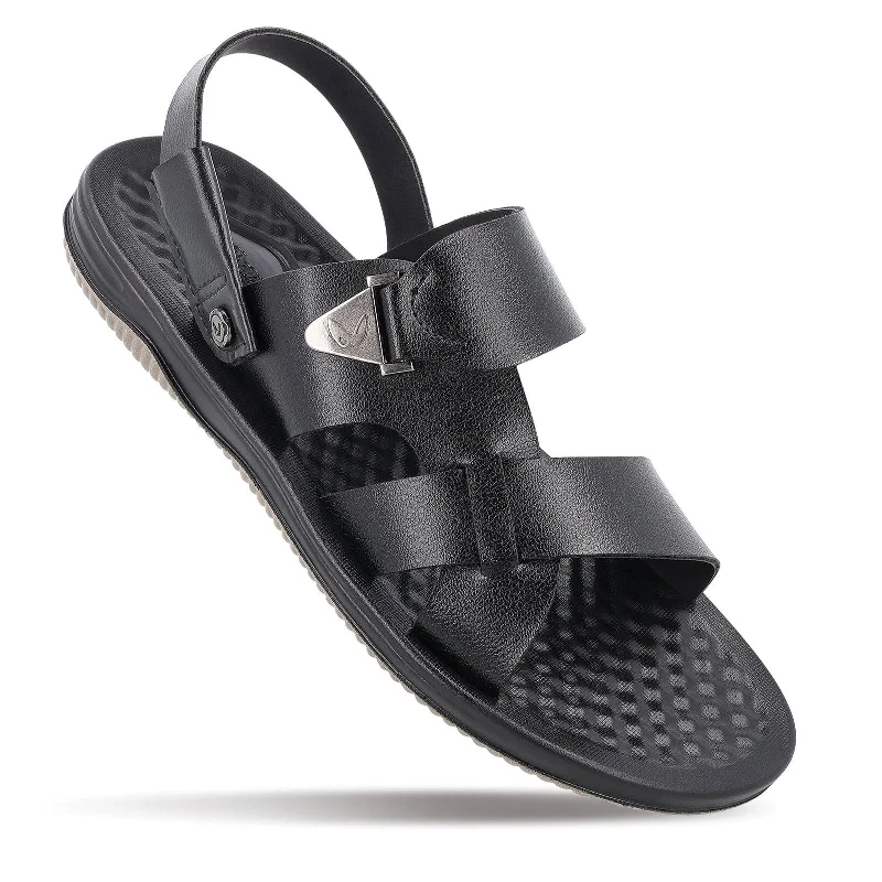 Men's sandals in a neutral color like black or brownMen's Daily Wear Comfort Sandals - WE1715 Black
