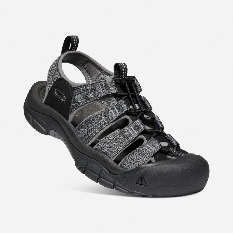 Men's sandals with a decorative buckle or charmKeen Newport H2 Black Steel Gray Men's