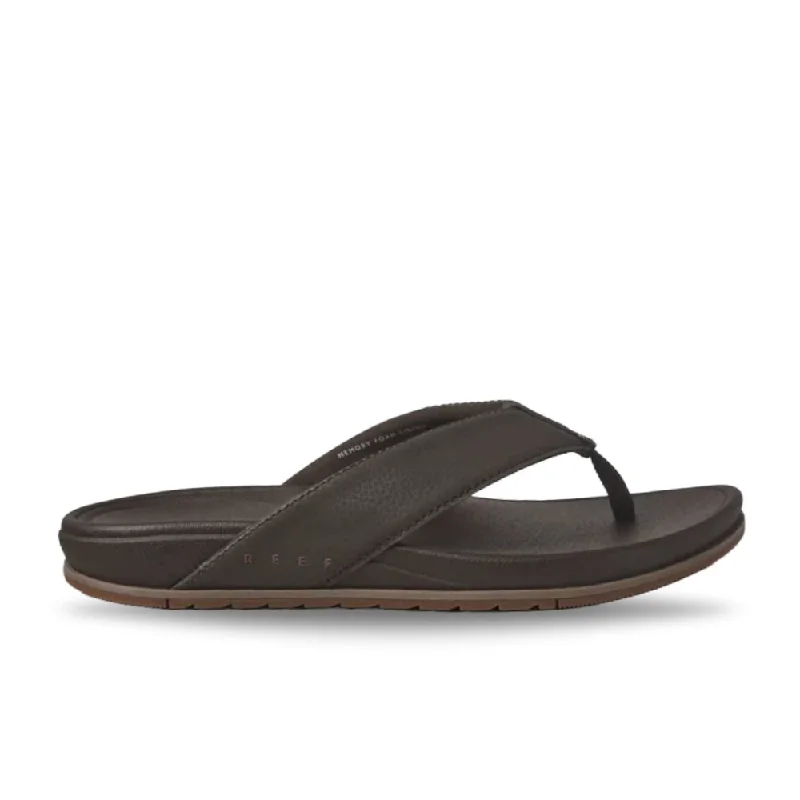 Men's sandals with a pointed toe for a stylish lookReef Men's Cushion Bonzer - Brown