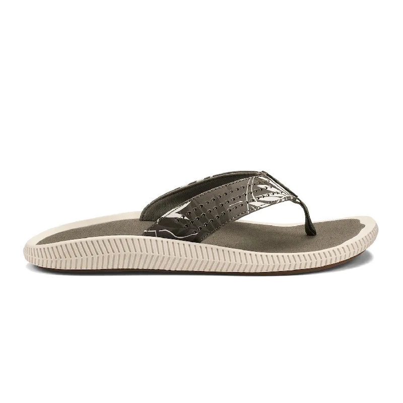 Men's sandals with a flexible sole for easy movementUlele - Hunter/Aloha