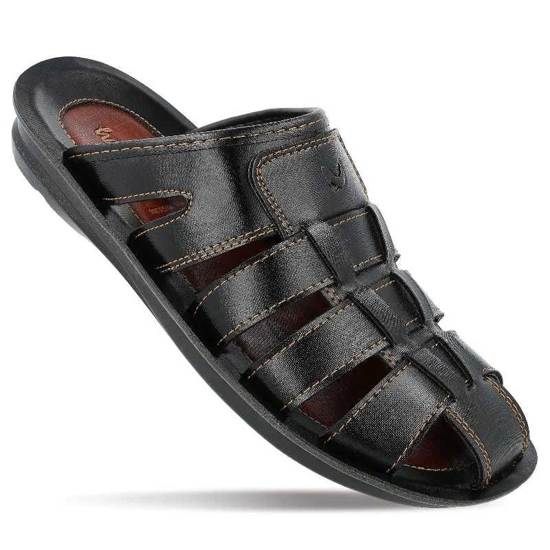 Flip - flop style men's sandals for beach wearMen's Fisherman Sandals  - WG5306 Black