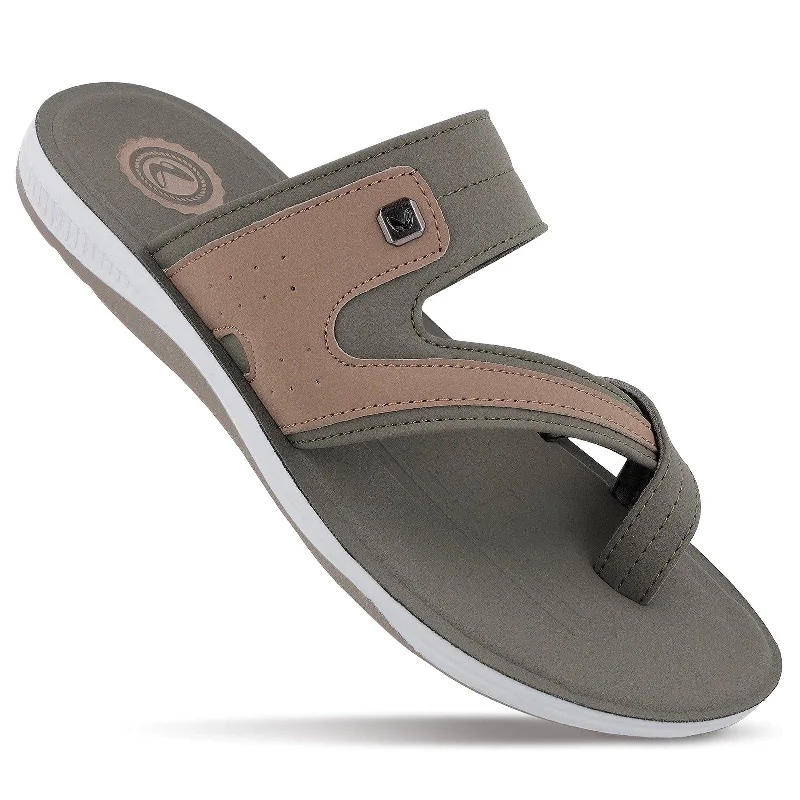 Flip - flop style men's sandals for beach wearMen's Daily Wear Sandals - WE1349 Olive