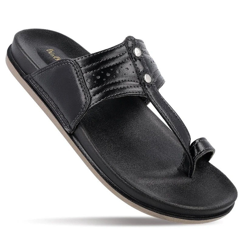 Men's sandals with a toe post designMen's Kolhapuri Chappal - WE1351 Black