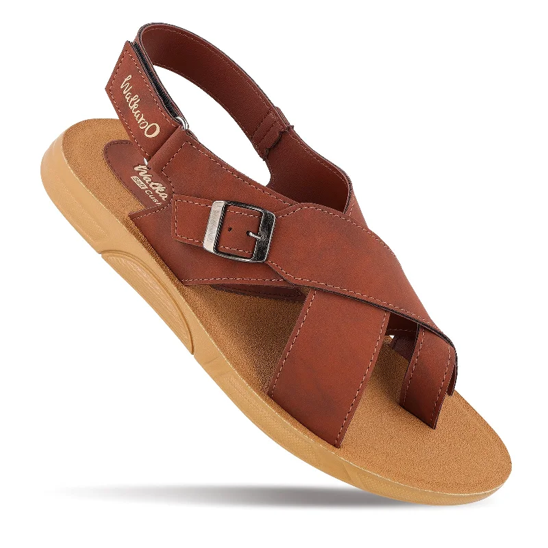 Men's sandals with a contrast stitching detailMen's Daily Wear Sandals - WG5817 Barn Red Men's sandals with a contrast stitching detailMen's Daily Wear Sandals - WG5817 Barn Red