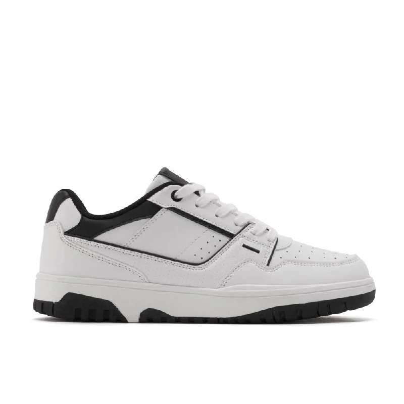 Men's casual shoes with a soft insole for cushioningJIGGY CLASSIC M