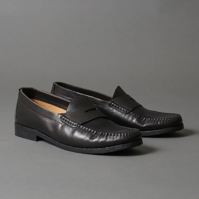 Men's loafers with a moc - toe design2009 Black