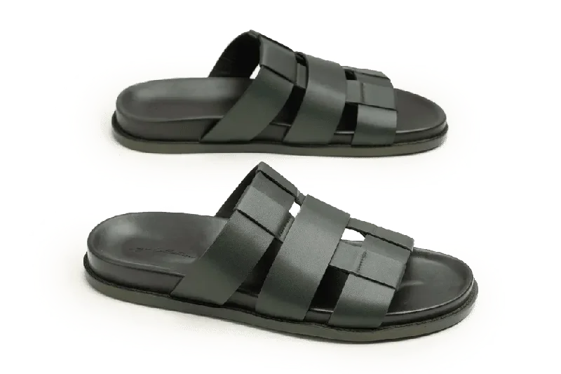 Men's slippers with a leather sole for a classic lookLOGO 7867 GRA