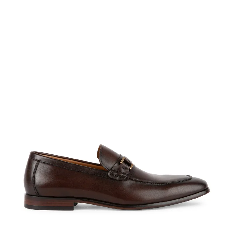 Men's loafers with a low - heeled designADAIRR BROWN LEATHER