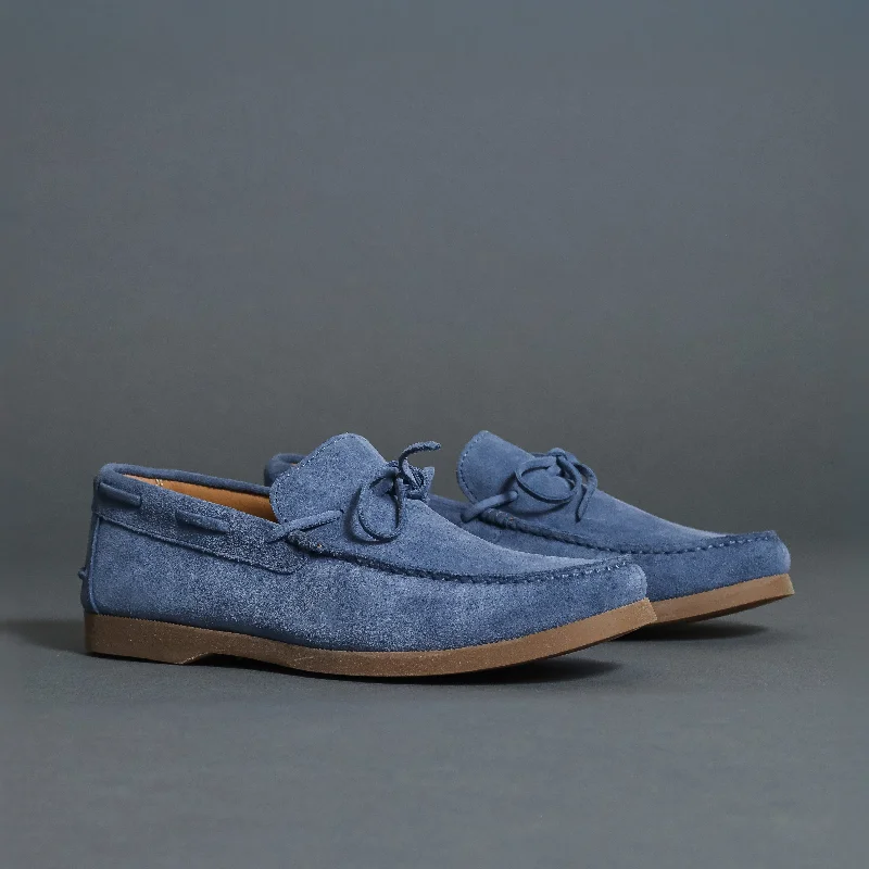 Men's loafers in a neutral color like black or brownBarca Jeans