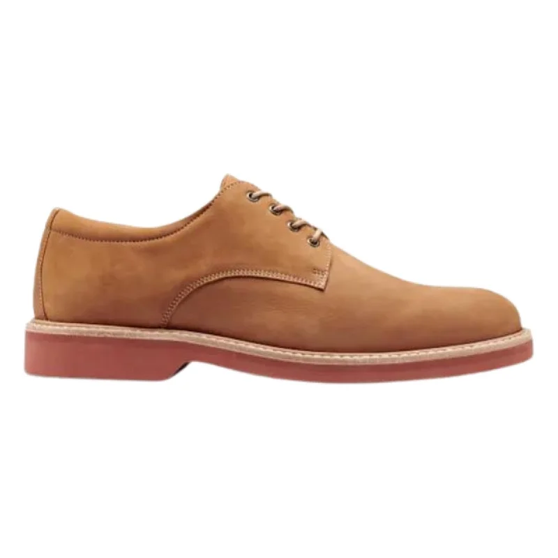 Men's Oxfords with a cap - toe design and a rubber heelBass Men's Pasadena Derby Tan Buc