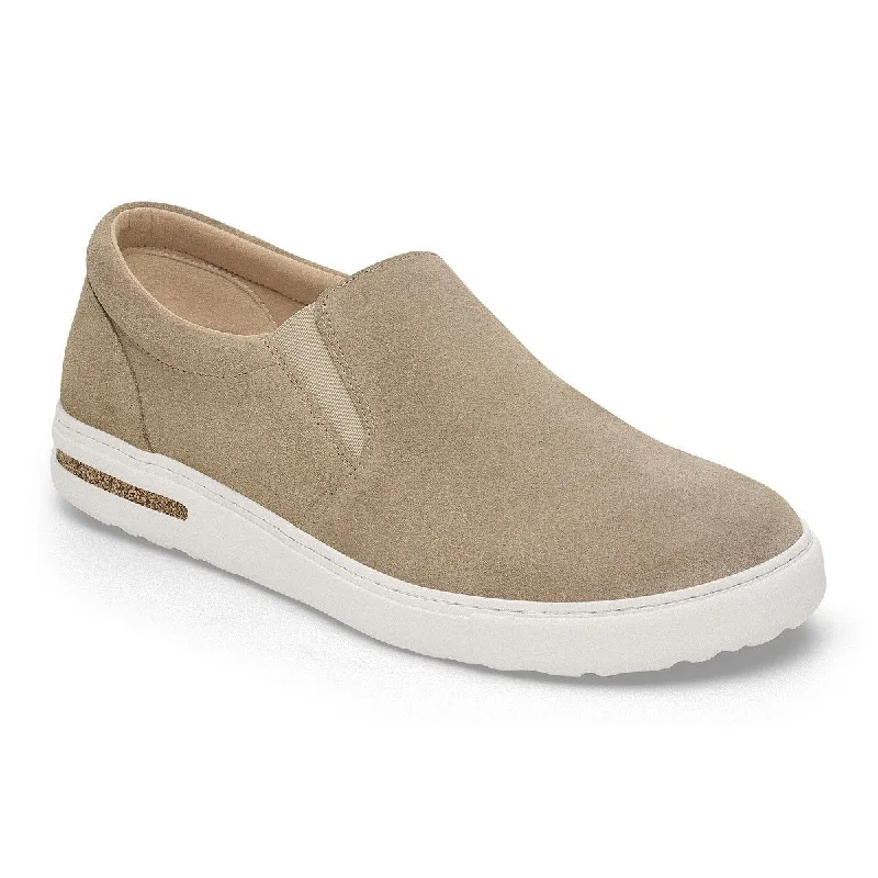 Men's loafers with a flexible sole for easy movementBirkenstock Oswego - Suede
