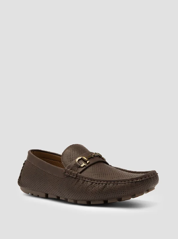 Men's loafers with a contrast stitching detailBrown Adlers Loafers