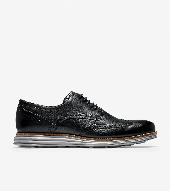Men's Oxfords with a perforated leather strap for ventilationMen's ØriginalGrand Wingtip Oxfords