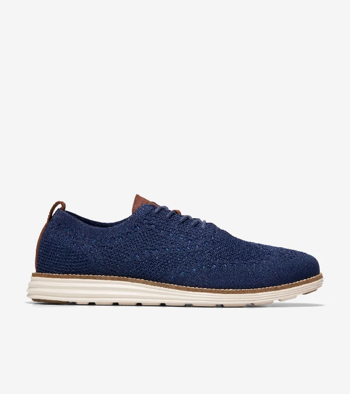 Men's Oxfords with a classic silhouette and a high - shine finishMen's ØriginalGrand Wingtip Oxfords