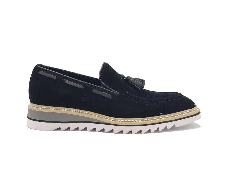Men's loafers with a stretchy side panel for a better fitCarrucci Venetian Suede Loafer with Calfskin Tassel - Black