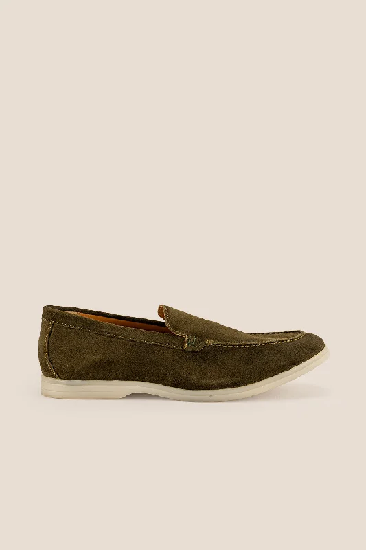 Suede men's casual shoes in earthy tonesCole Green