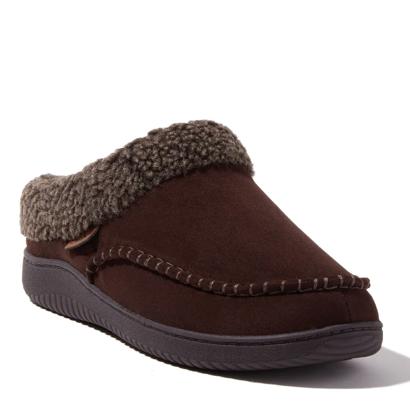 Men's slippers with a non - slip outsole for safetyDearfoams Men's Marshall Microsuede Moccasin Toe Clog