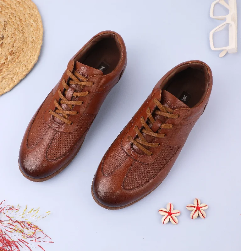 Breathable men's casual shoes for warm weatherEzok Leather Sneaker Shoes For Men