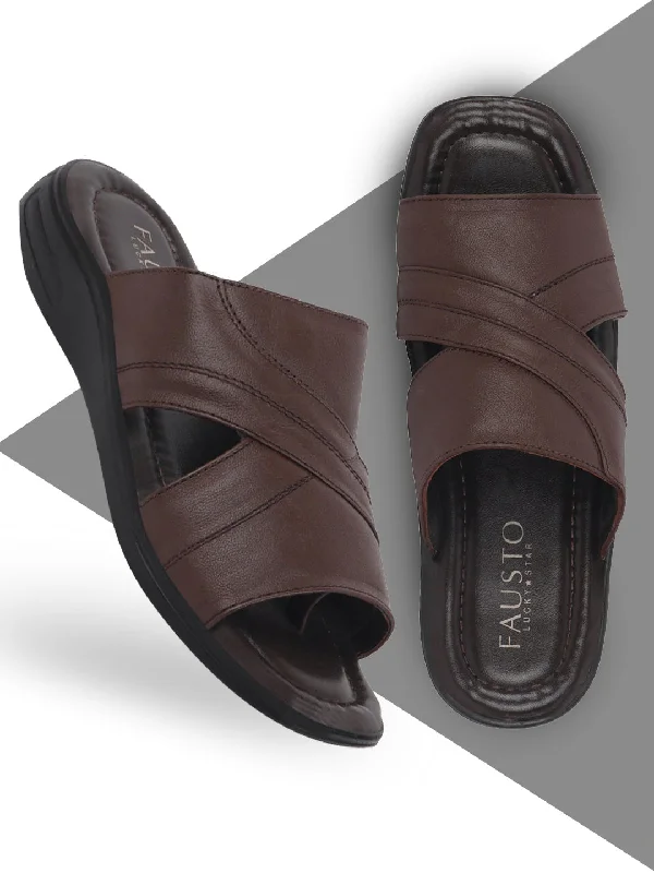 Men's slippers with a decorative pom - pom or tasselMen Brown Slip On Leather Outdoor Lightweight Cushioned Slippers