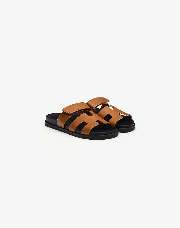 Men's slippers with a padded collar for comfortHermès Chypre Sandal "Brown"