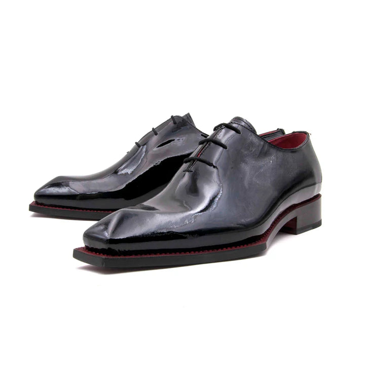 Men's Oxfords with a lace - up closure and a narrow fit"Jason Spade" Patent Leather Lace-Up Oxford Black