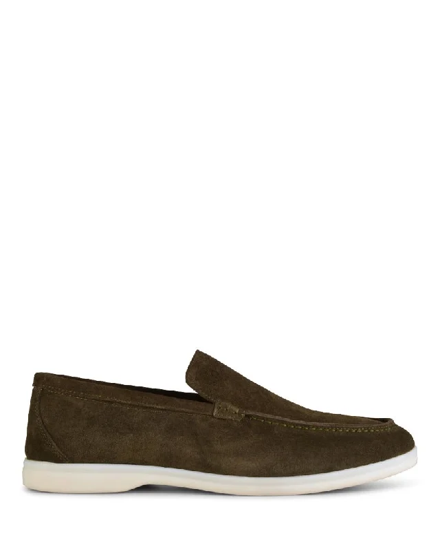 Men's loafers with a contrast stitching detailJaxon Khaki Suede